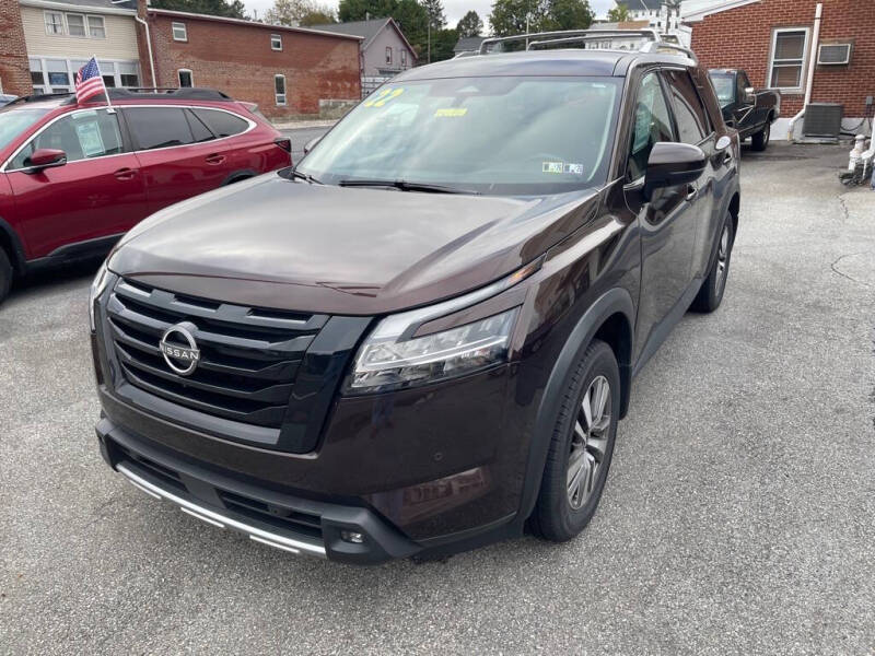 2022 Nissan Pathfinder SL