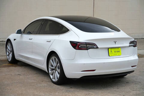 2019 Tesla Model 3 Standard Range Plus
