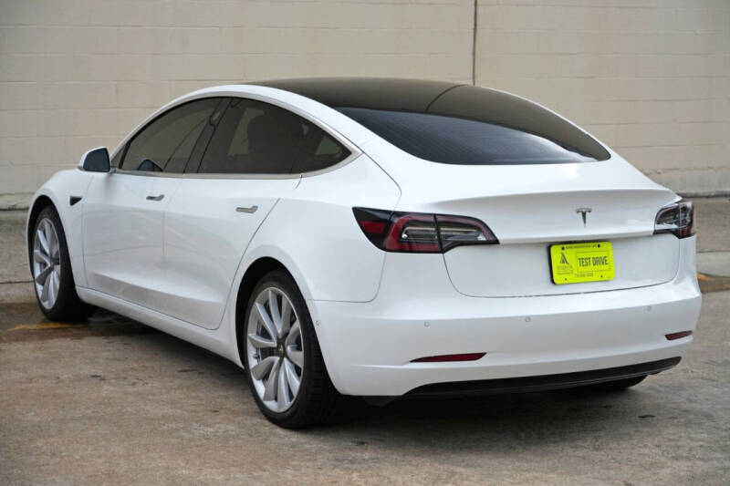 2019 Tesla Model 3 Standard Range Plus