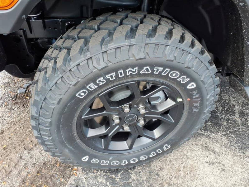 2025 Jeep Gladiator High Tide