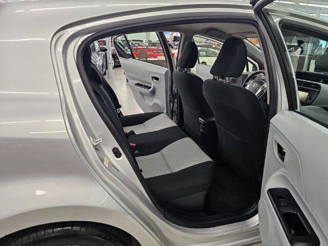 2012 Toyota Prius c Three