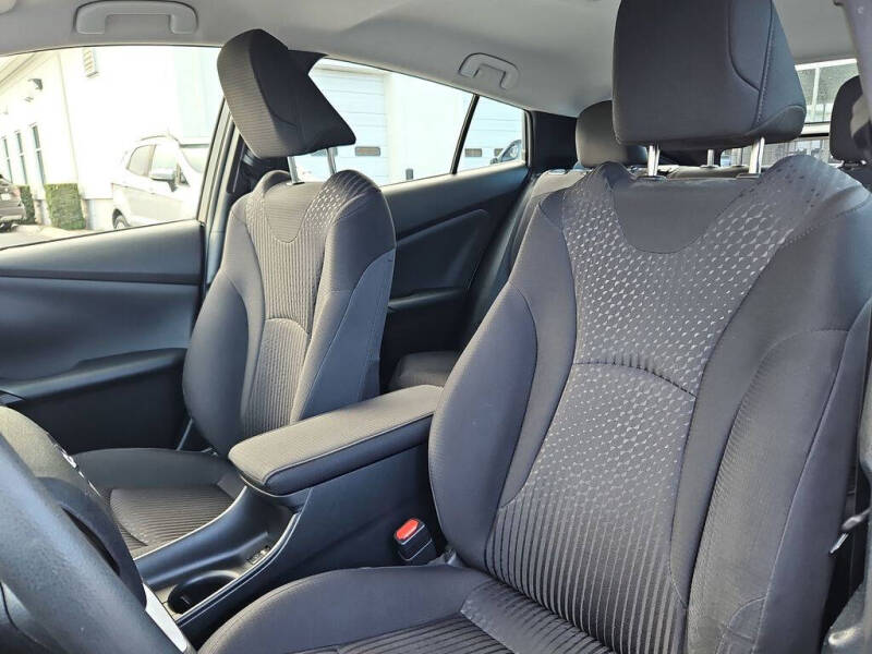 2018 Toyota Prius Two