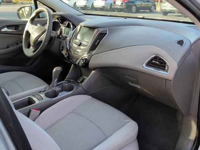 2018 Chevrolet Cruze LT Auto