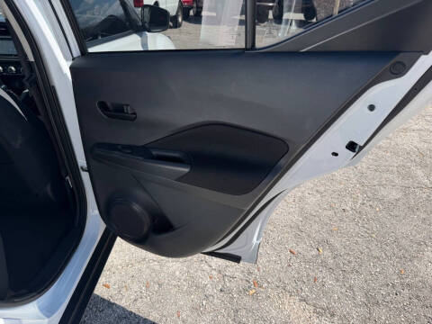 2023 Nissan Kicks S