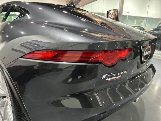 2017 Jaguar F-TYPE Premium