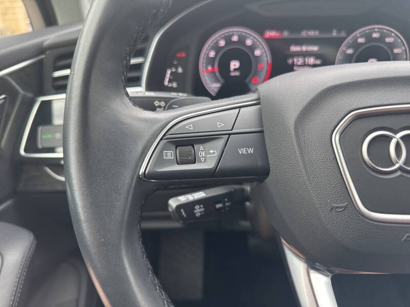 2024 Audi Q7 quattro Premium Plus 45 TFSI