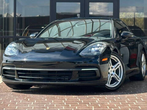 2019 Porsche Panamera 4