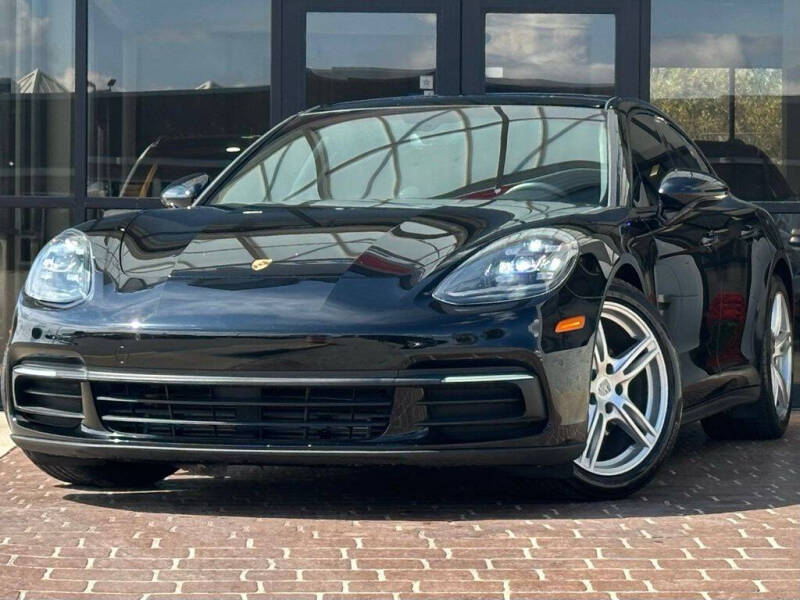 2019 Porsche Panamera 4
