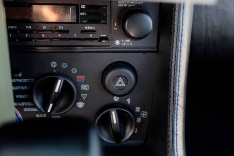 1981 DeLorean DMC-12