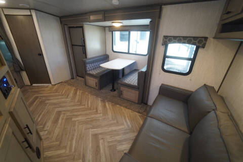 2021 Cruiser RV shadow  Cruiser