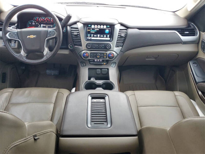 2016 Chevrolet Suburban LT