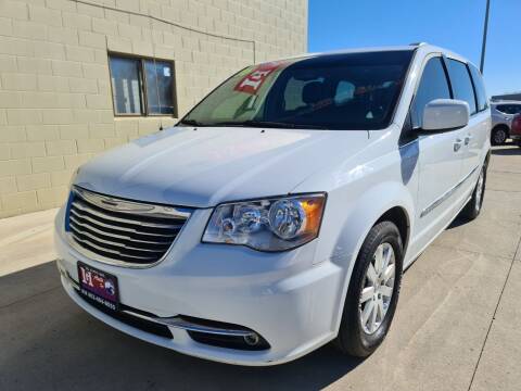 2016 Chrysler Town and Country for sale at HG Auto Inc in South Sioux City NE