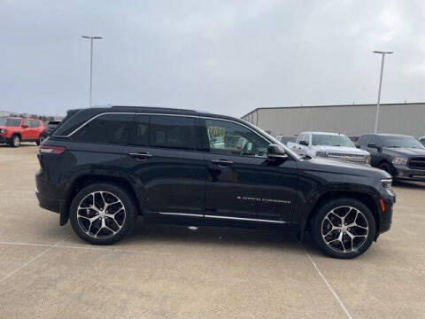 2023 Jeep Grand Cherokee Summit