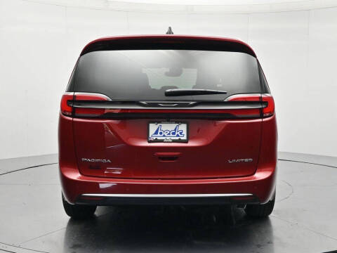 2027 Chrysler Pacifica Limited