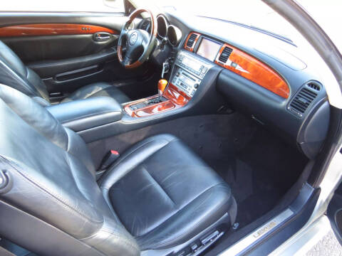 2004 Lexus SC 430