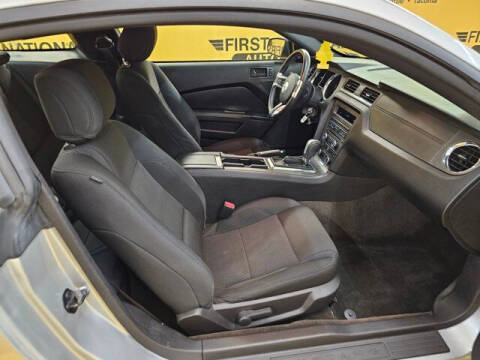 2013 Ford Mustang V6 Premium