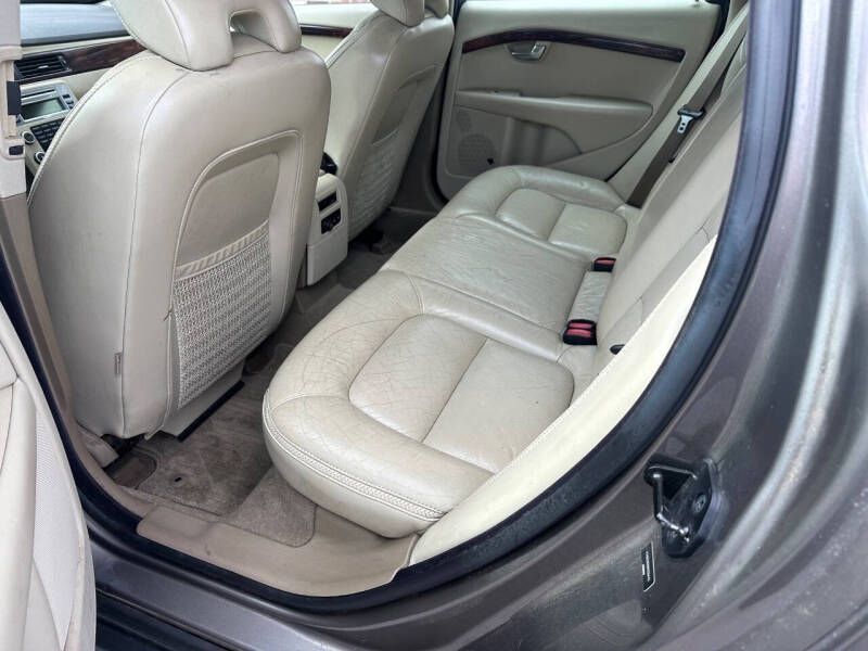 2008 Volvo XC70 3.2