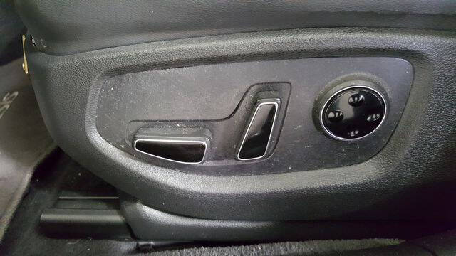 2016 Hyundai Genesis