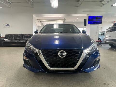 2019 Nissan Altima for sale at Alpha Group Car Leasing in Redford MI