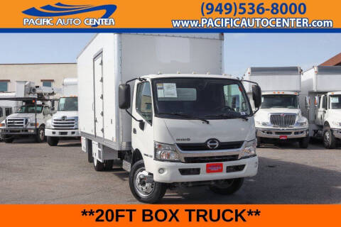 2017 Hino 195
