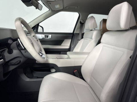 2025 Hyundai Santa Fe SE