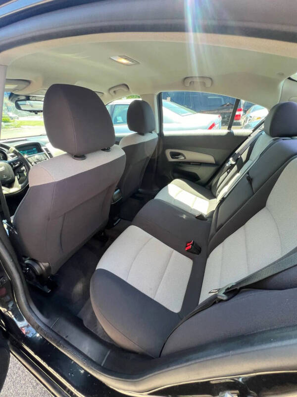 2012 Chevrolet Cruze LS