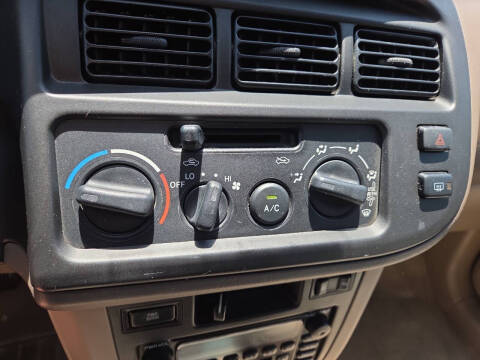 2000 Toyota Sienna LE