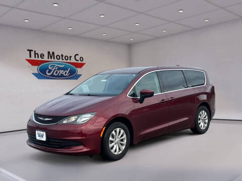 2017 Chrysler Pacifica Touring