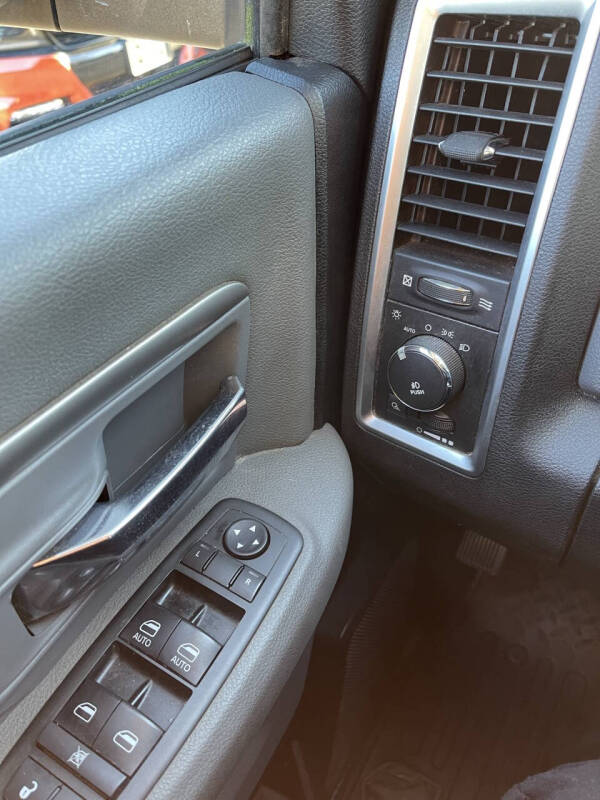 2013 RAM 1500 Outdoorsman