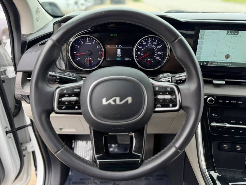 2024 Kia Carnival EX
