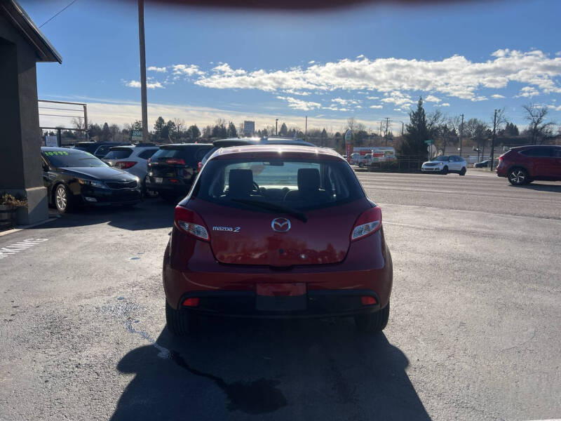 2014 Mazda Mazda2 Sport photo 7