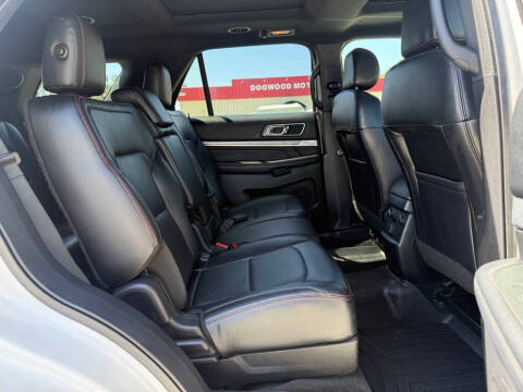 2016 Ford Explorer Sport