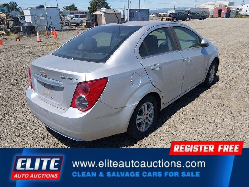 2015 Chevrolet Sonic LT Auto