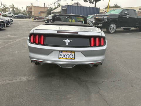 2016 Ford Mustang V6