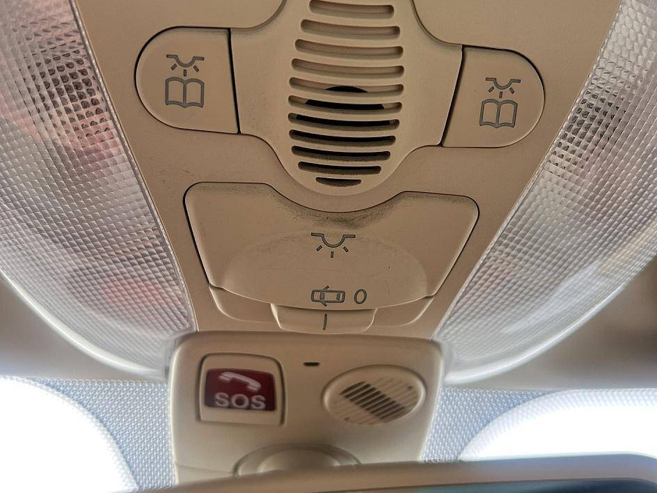 Mercedes-BenzSL-Class19