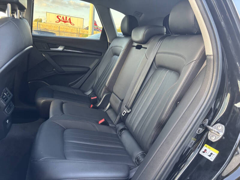 2020 Audi Q5 quattro Premium 45 TFSI