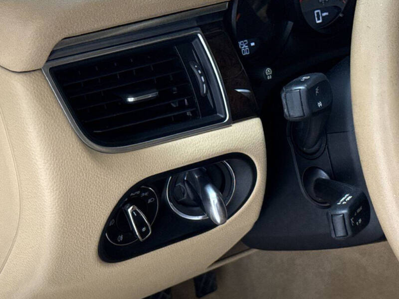 2015 Porsche Macan S