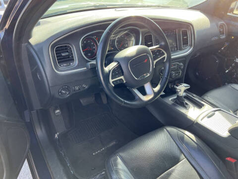 2017 Dodge Charger SXT