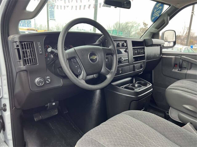 2024 Chevrolet Express 2500