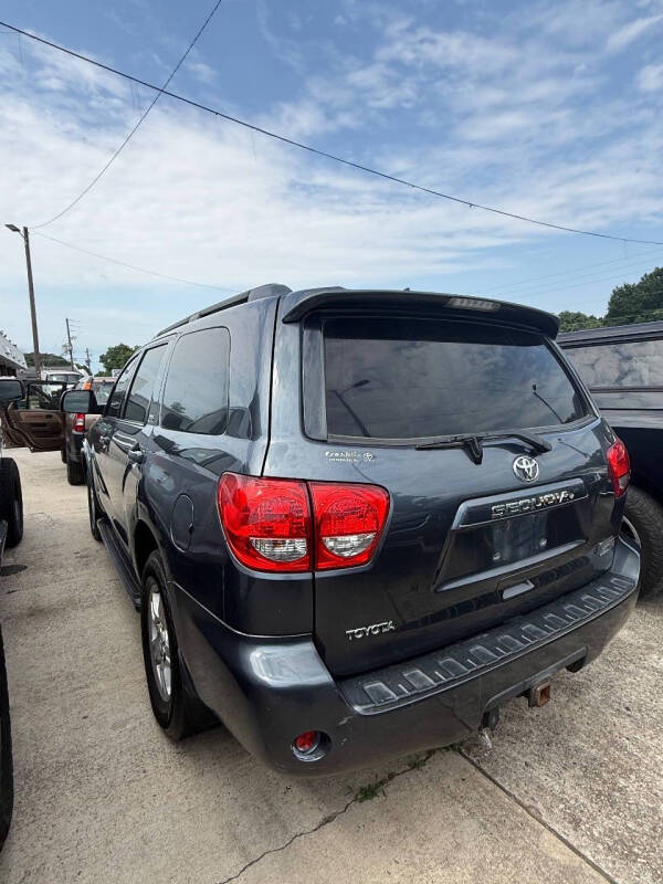 2010 Toyota Sequoia SR5