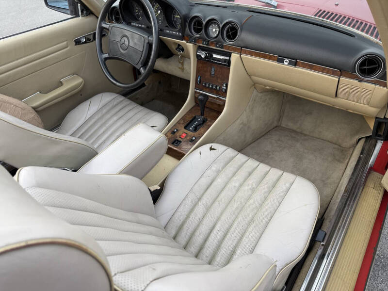 1987 Mercedes-Benz 560-Class 560 SL