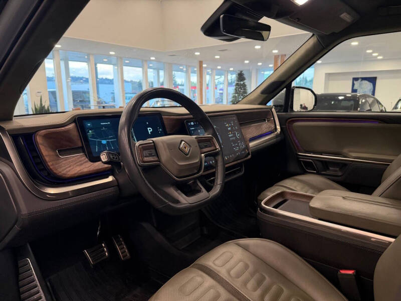 2023 Rivian R1T Adventure