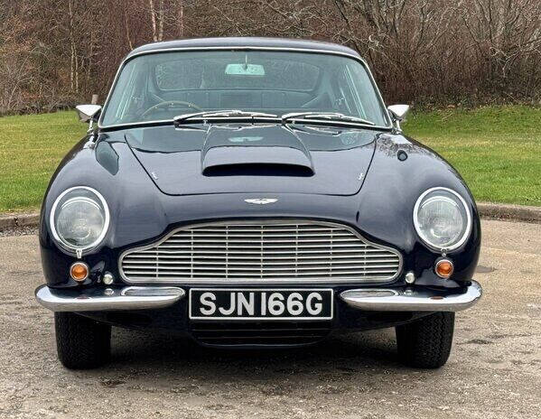 1968 Aston Martin DB6