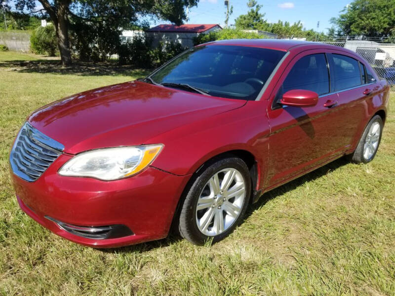 2013 Chrysler 200 LX