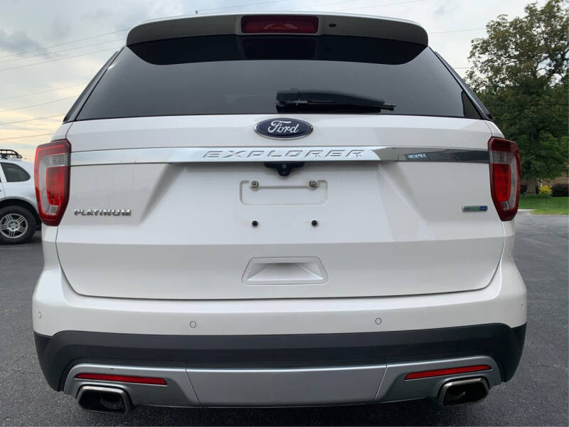 2017 Ford Explorer Platinum