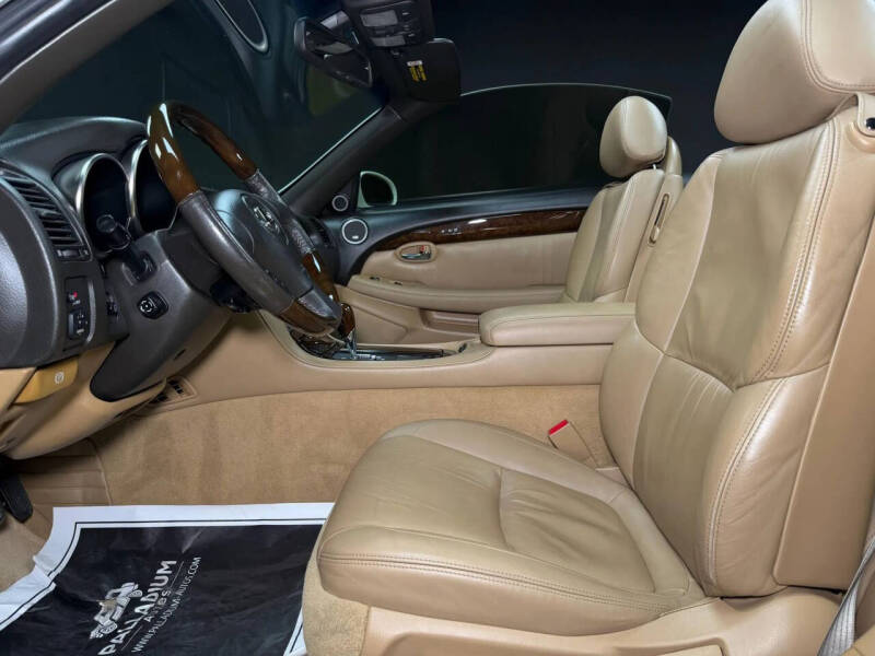 2006 Lexus SC 430