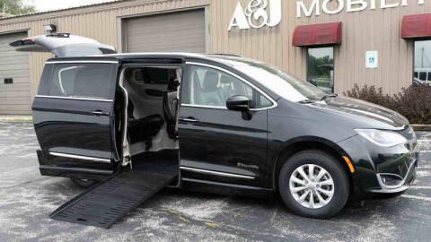 2019 Chrysler Pacifica Touring L