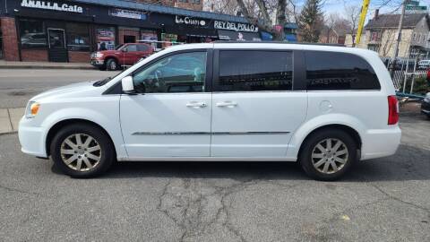 2015 Chrysler Town and Country for sale at Motor City in Boston MA