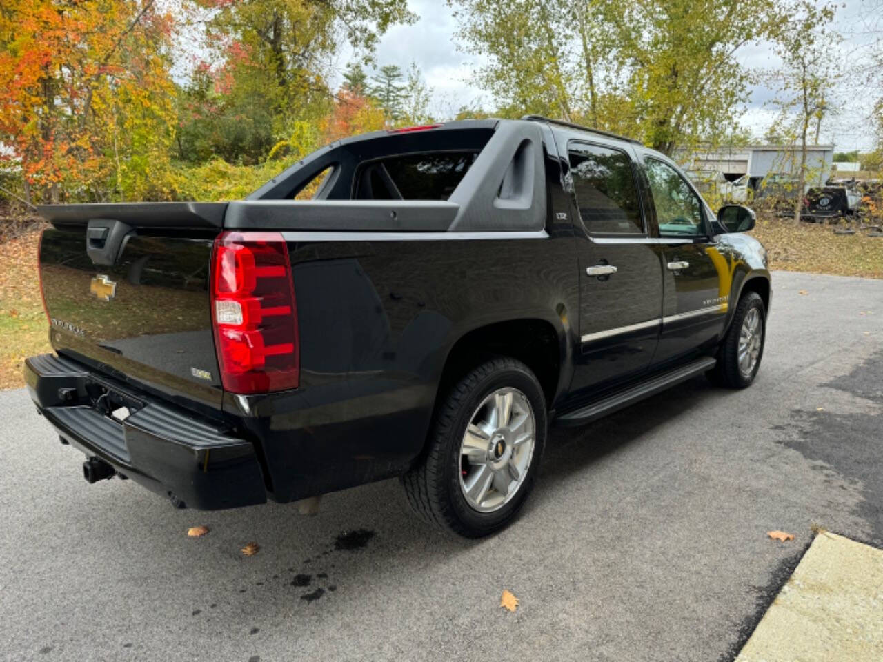 2009 Chevrolet Avalanche for sale at Derry Auto Superstore in Derry, NH