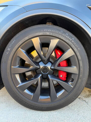 2024 Tesla Model X Plaid